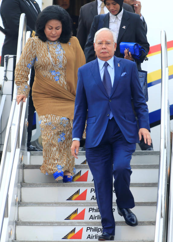 20180517 najib and rosmah .jpg