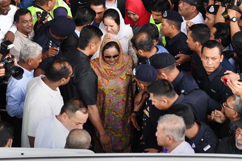 20180704 rosmah daughter son leaves afp.jpg