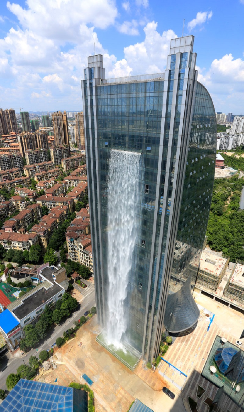 waterfall building02.jpg