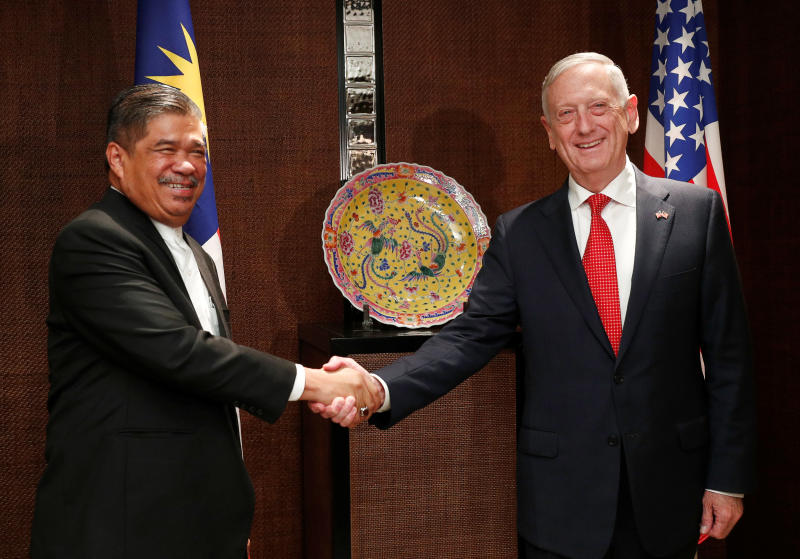 20180803 mat sabu and mattis reuters 1 .jpg