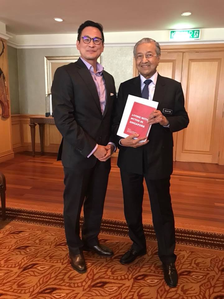 thum meets mahathir thumfb.jpg