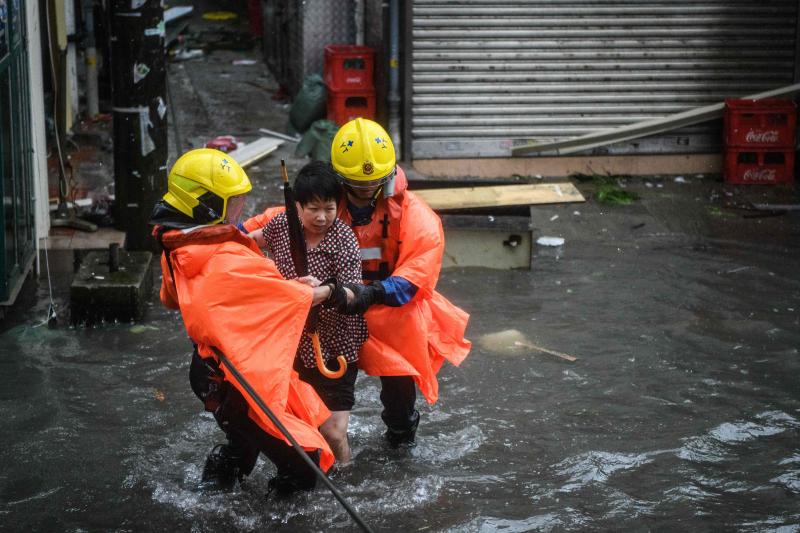 hongkongeseinwater.jpg