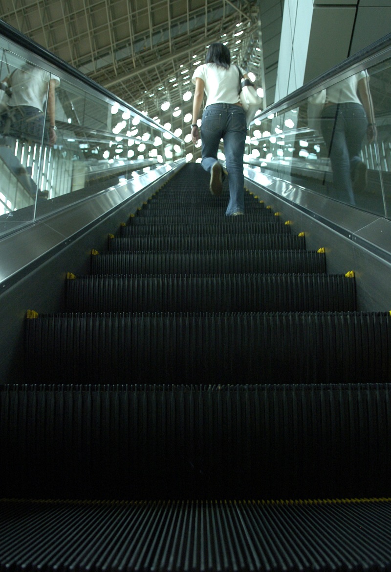 escalator.jpg