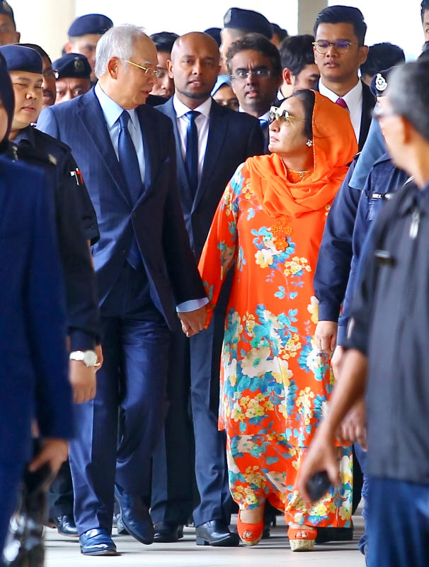 20181101 najib and rosmah Star.jpg