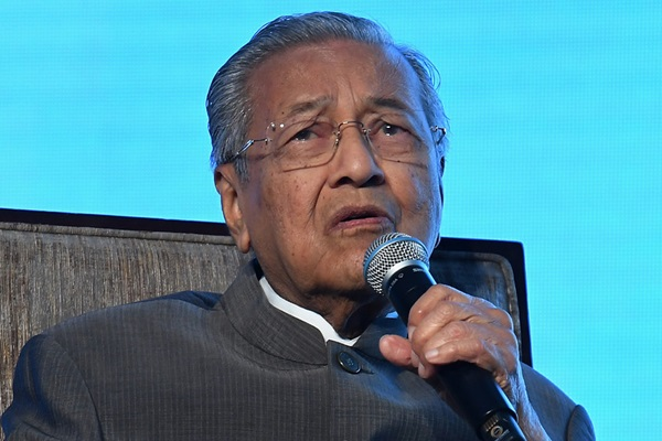 20190320 mahathir-mic.png