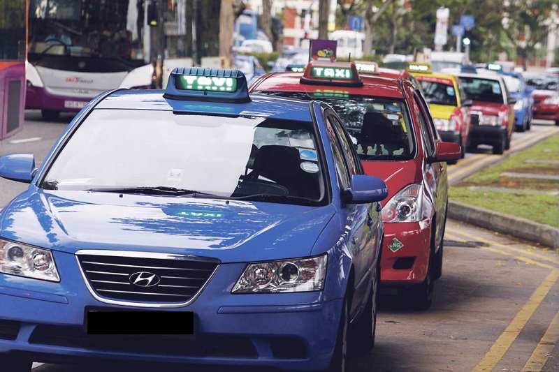 20190527-taxi in singapore.jpg