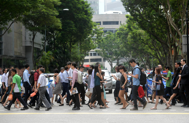 20190613-CBD lunch crowd.jpg