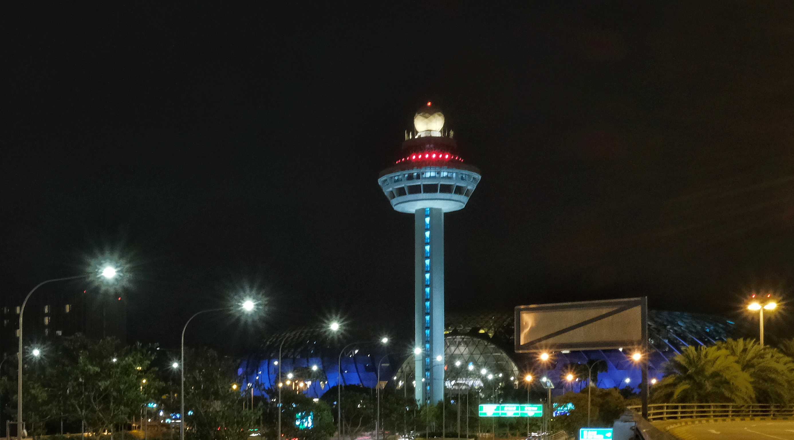 20190815 changi airport.jpg