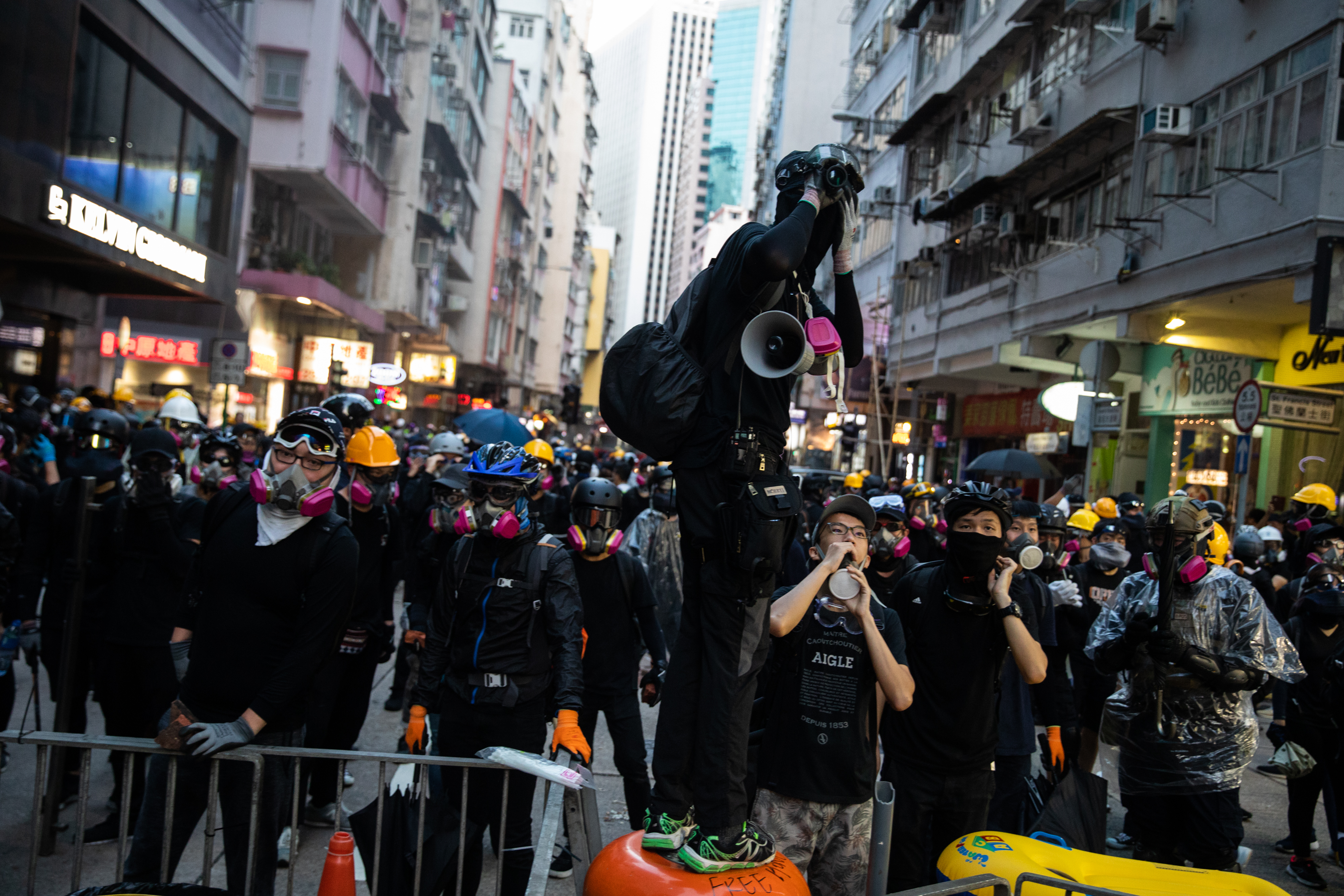 20190916 protestor.jpg