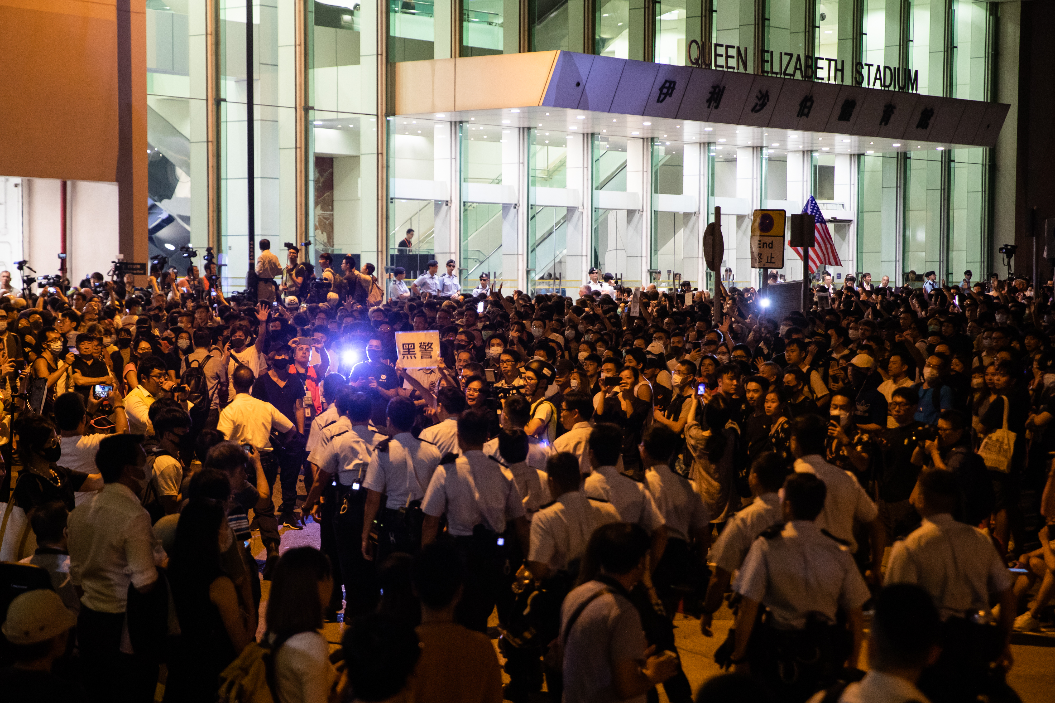 20190927 protest.jpg