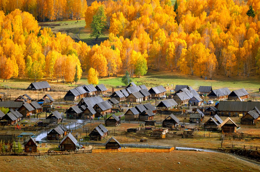 URC12D_hemu village_n.xinjiang.jpg