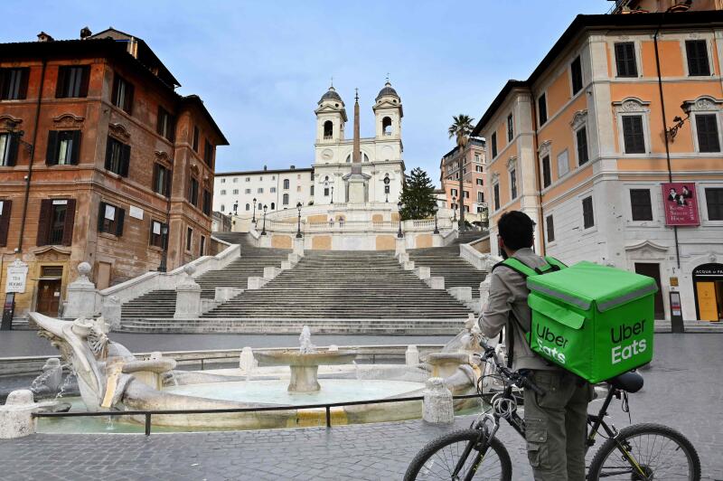 20200312-deserted spanish steps.jpg