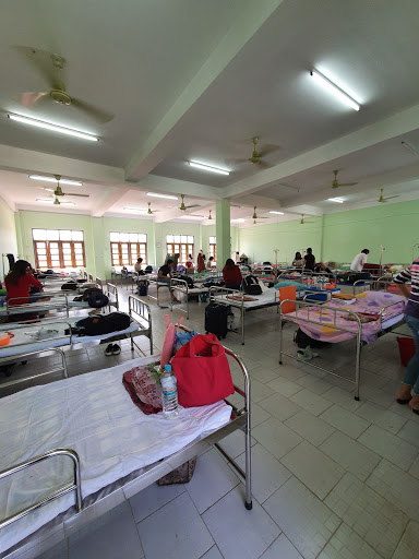 myanmar whole room many beds 2503.jpg