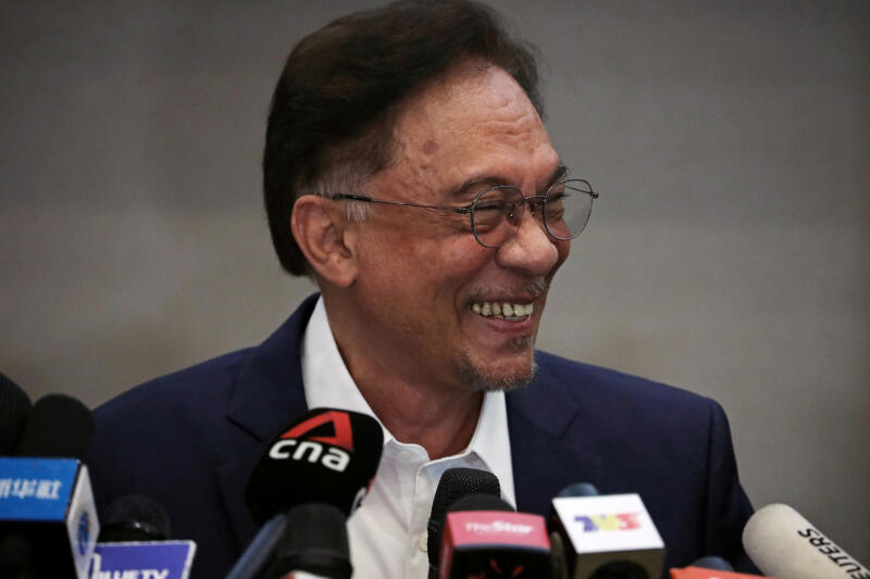 20200923-anwar smiling.jpg